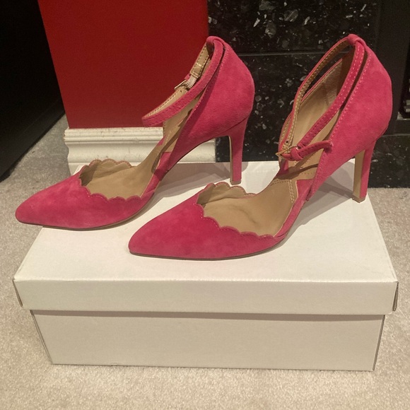 Adrienne Vittadini Fuchsia Pink Suede Shoe with Ankle Strap - Picture 2 of 5